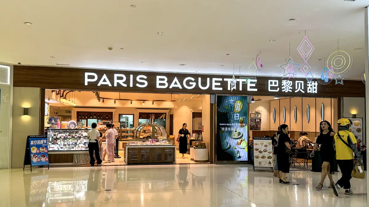 Artisan Bakery bakes